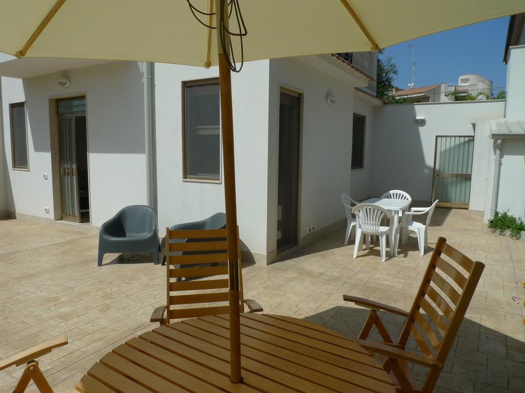 Marina Di Modica Suite Kültér fotó